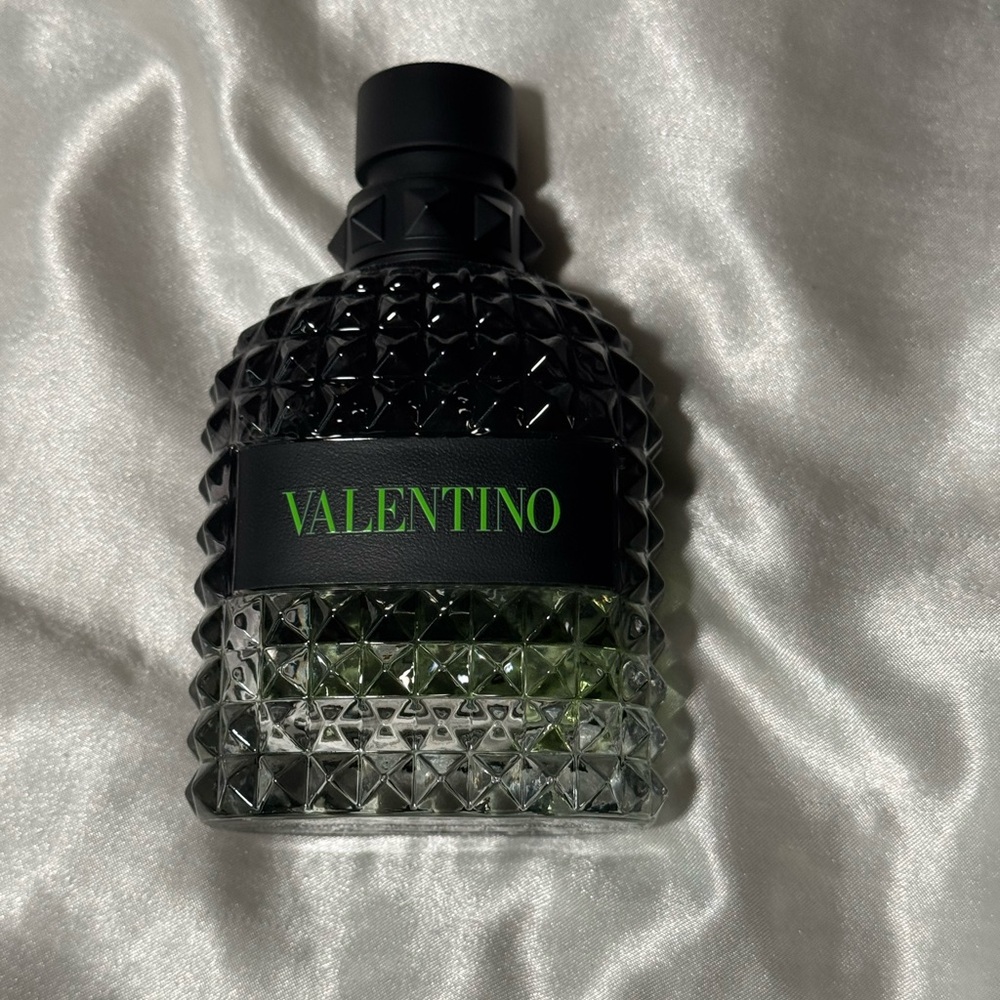 Valentino uomo born in roma green stravaganza